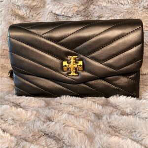 NWT - Tory Burch Black Kira Chevron Quilted Leather Purse
